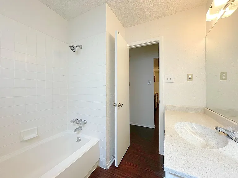 656 Mairo St — Photo 18