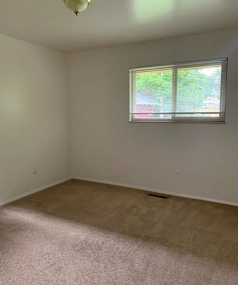 1519 W Mountain Ave — Photo 15