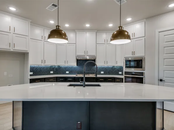 1469 Four Corner Ln, Little Elm, TX 75036