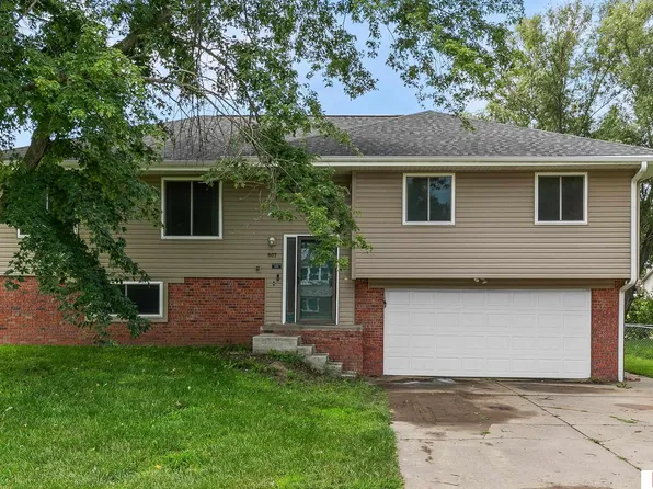 807 W Beal St, Lincoln, NE 68521