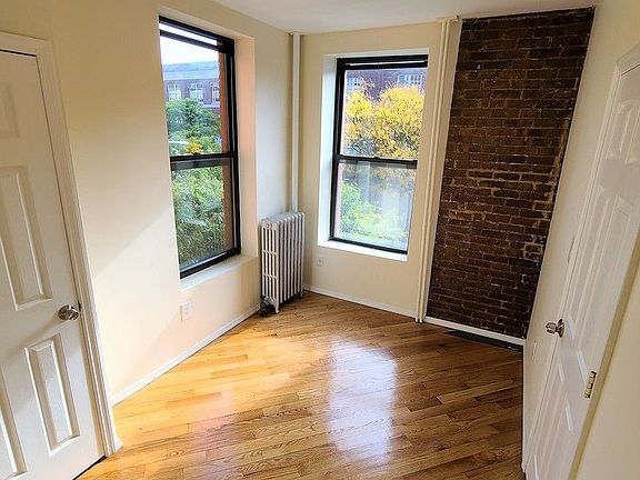 3rd image of 501 E 116th St APT 4