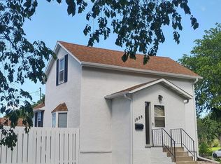 1028 N 8th St, Bismarck, ND 58501