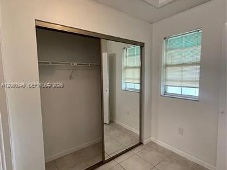 12370 SW 52nd Pl #Townhouse 12370 — Photo 23