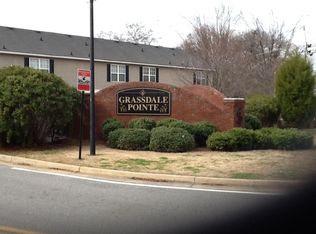 136 Point Place Dr, Cartersville, GA 30120