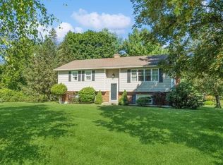 24 Cavelo Dr, Wingdale, NY 12594