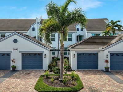 5963 Sand Wedge LN #207, Naples, FL, 34110