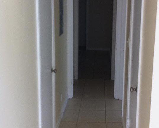 4th image of 230 S Palmway #1