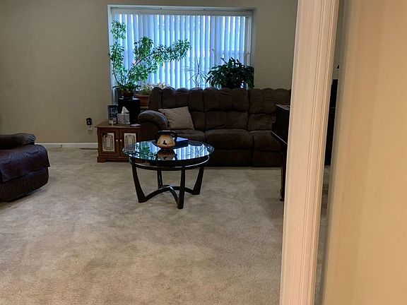 5th image of 869 Glasgow Dr