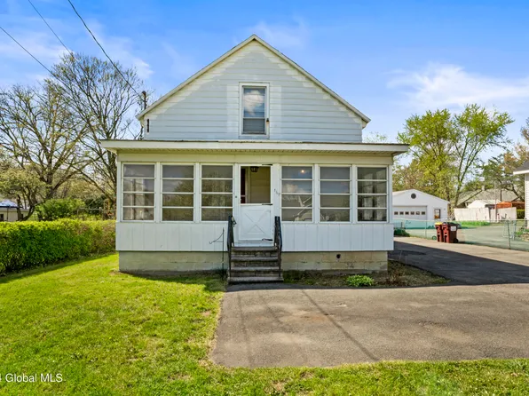141 Schoolhouse Road, Albany, NY 12203