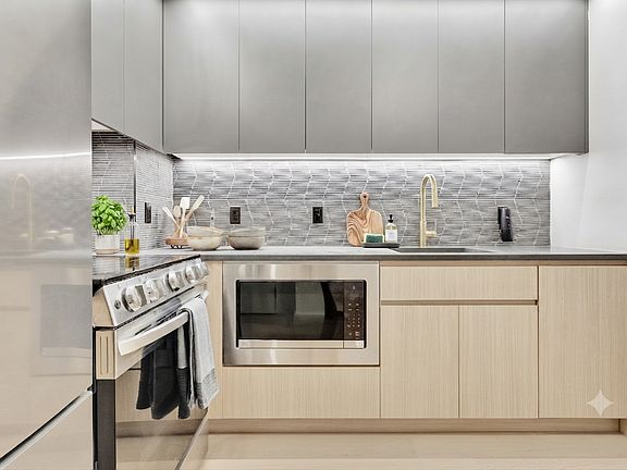 2nd image of 88 Schermerhorn St #3E