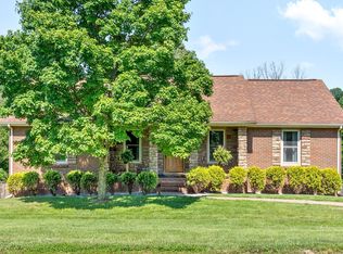 746 W Creek Dr, Clarksville, TN 37040