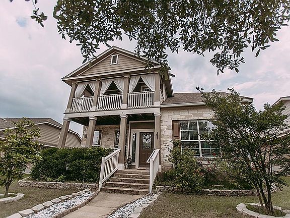 3rd image of 121 Yucca House Dr