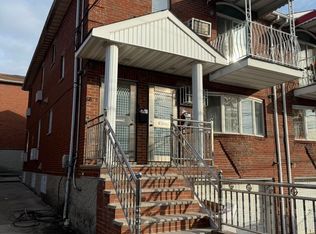 118-15 14th Rd #2, College Pt, NY 11356