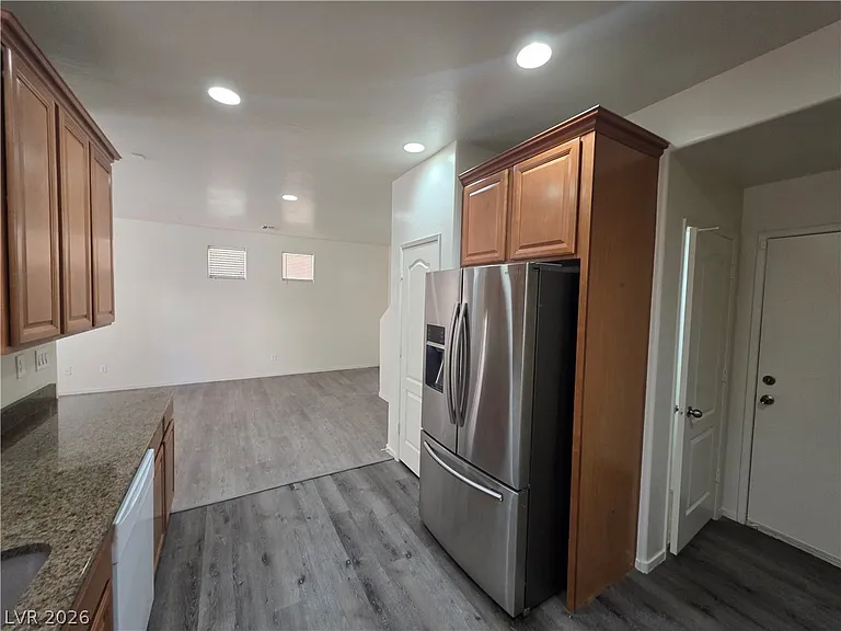 7510 Perla Del Mar Ave — Photo 14