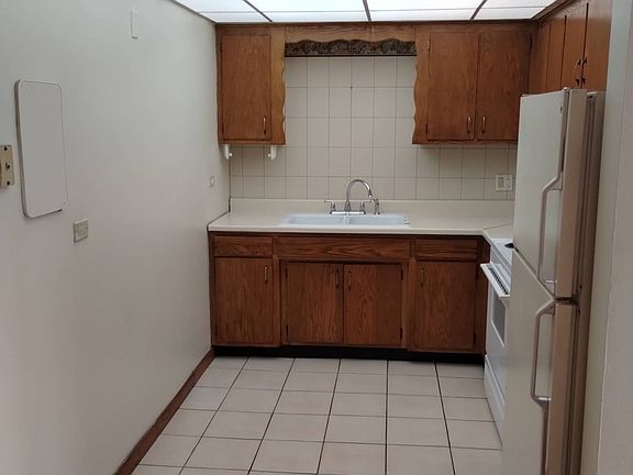 2nd image of 9957 S Cicero Ave APT 307