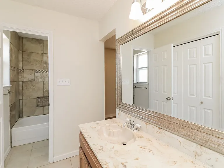 6001 Old Mill Ct — Photo 19