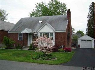 69A Rose Ct, Albany, NY 12209