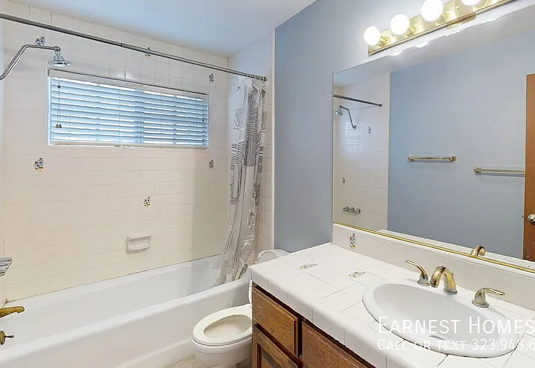 4339 Alhama Dr — Photo 23