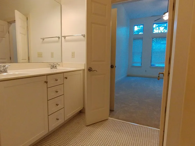 760 Wedgewood Park #103 — Photo 10