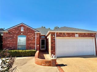 1216 Regency Ct, Kingfisher, OK 73750