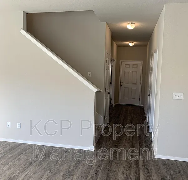 1127 S Kingfisher Ln — Photo 8