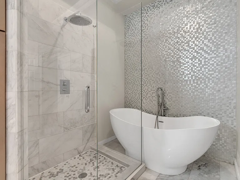 4637 Portrait Ln — Photo 11
