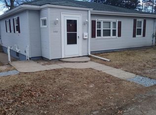122 John St, Acushnet, MA 02743