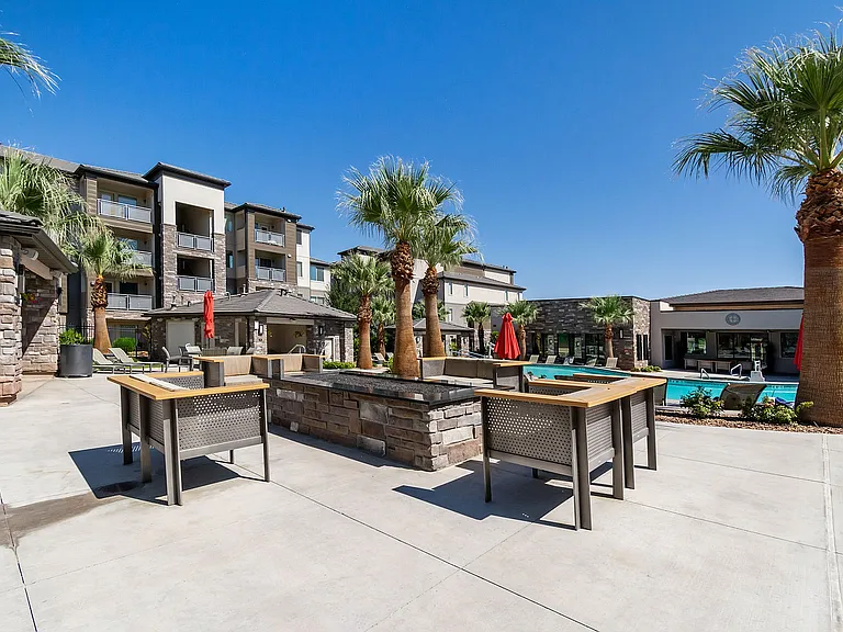 Grayhawk at River's Edge — Photo 40