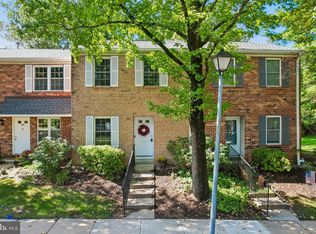 32 Magnolia Ct, Lawrence Township, NJ 08648