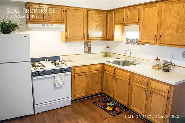 416 Villa Dr — Photo 10
