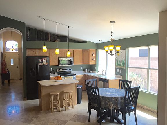 4th image of 2233 E Williams Dr