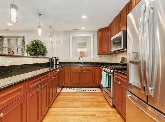 3rd image of 4723 N Paulina St #G