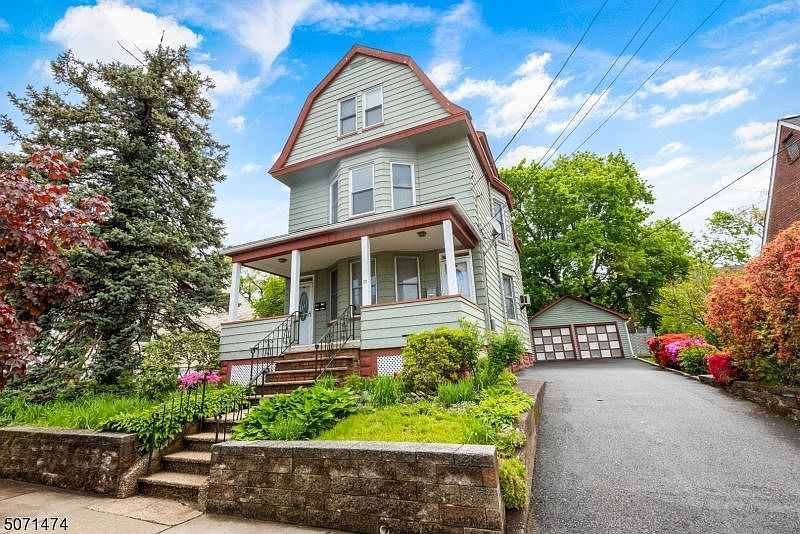 1st image of 20 Parkview Ave