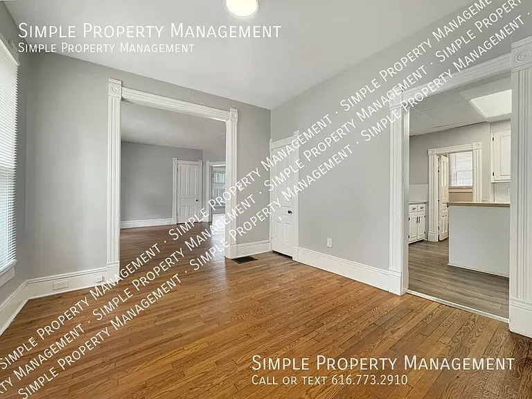 52 Union Ave NE #1 — Photo 5