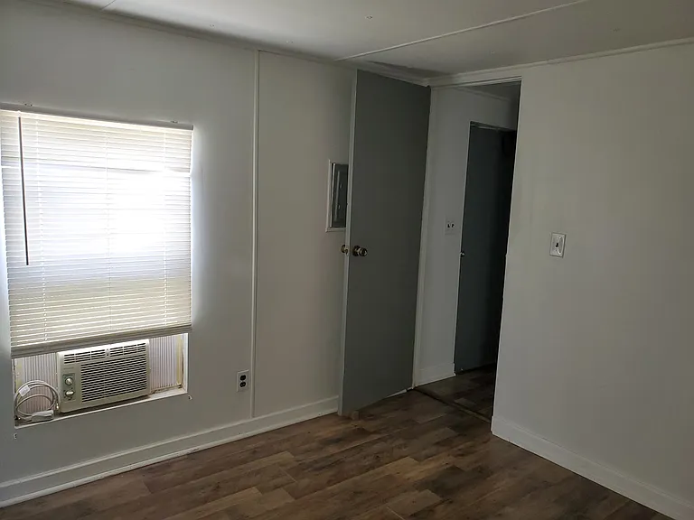 Meadow Brook Ln — Photo 7