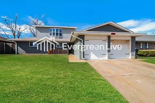 3009 Shadybrook Dr Photo 1