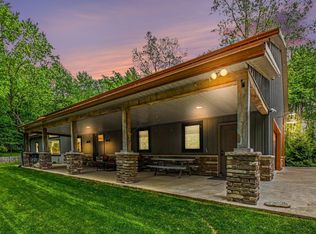 21095 Kern Rd, South Bend, IN 46614