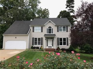 11 Bearkling Pl, Greensboro, NC 27407