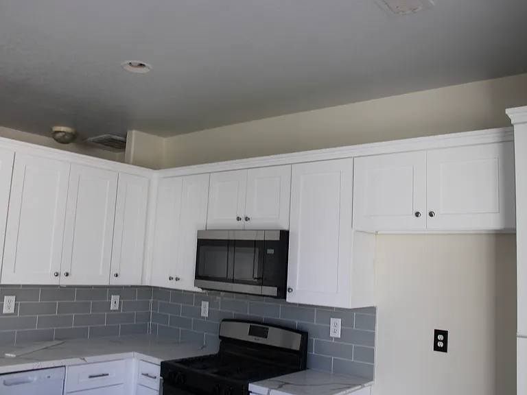 11833 Worcester Dr — Photo 18