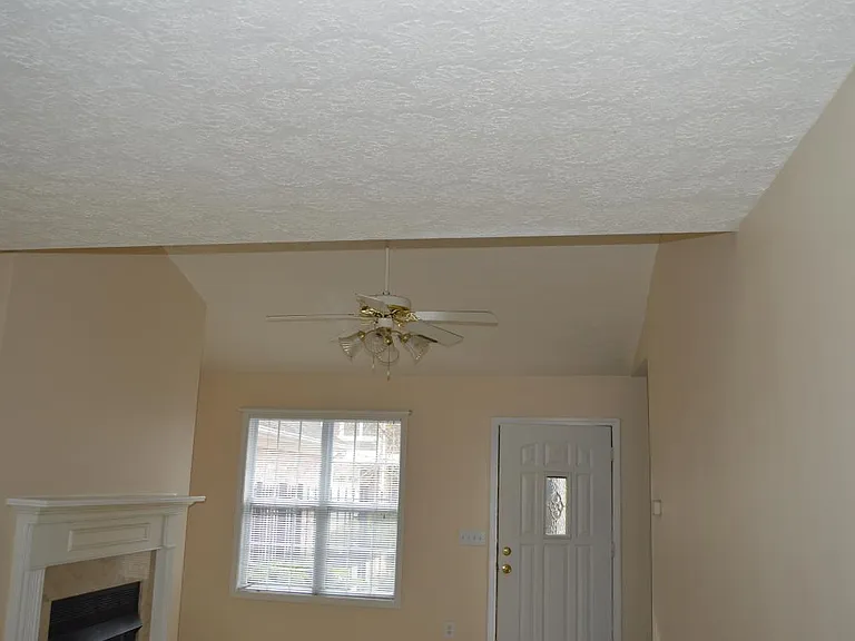 800 S Browns Ln #B3 — Photo 25