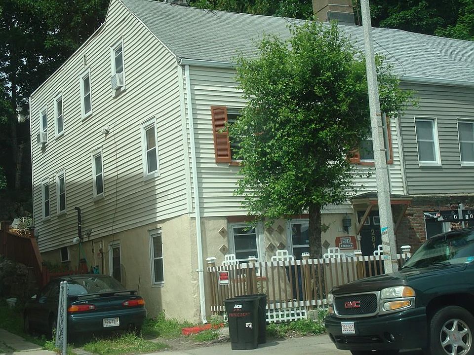 2nd image of 281 Hancock St