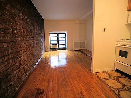 Rented by JM Preston Properties LLC | media 28