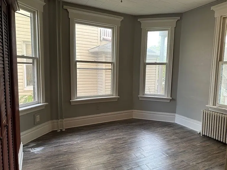 904 Bridge St #1 — Photo 8