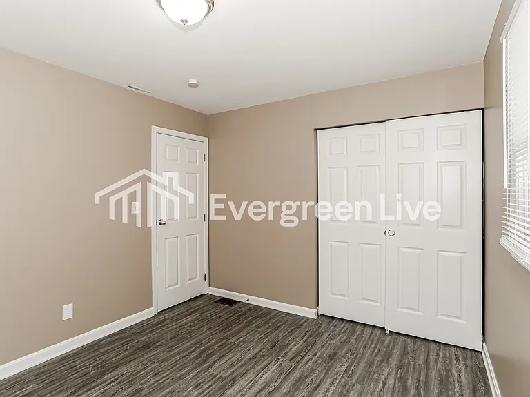 8436 Flamingo Ln — Photo 11