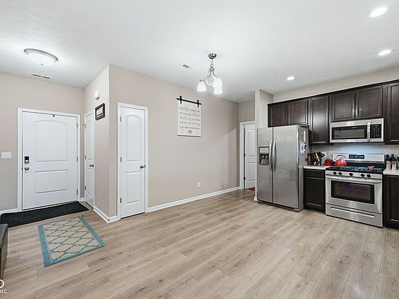 5th image of 6617 Laredo Dr