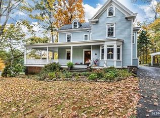 136 Cross Hill Rd, Millington, NJ 07946