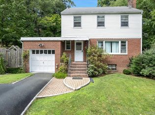 25 Fenwick Rd, Hastings On Hudson, NY 10706