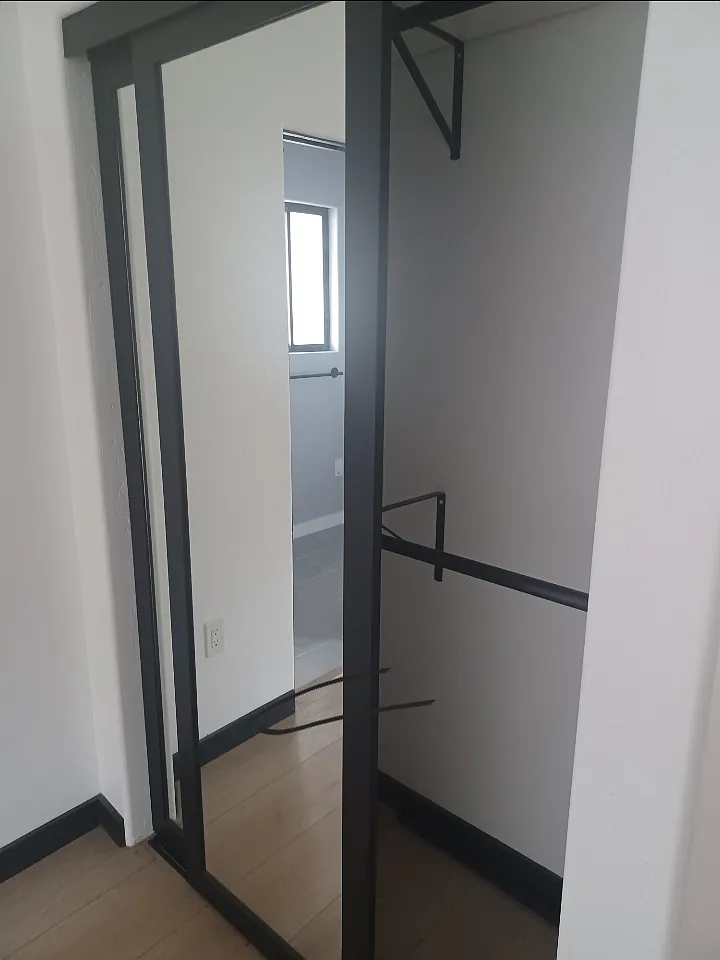 2 bed, 800 sqft, $2,500 — Photo 1
