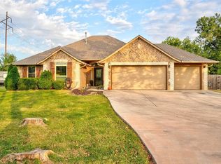 1600 Whispering Ln, Choctaw, OK 73020