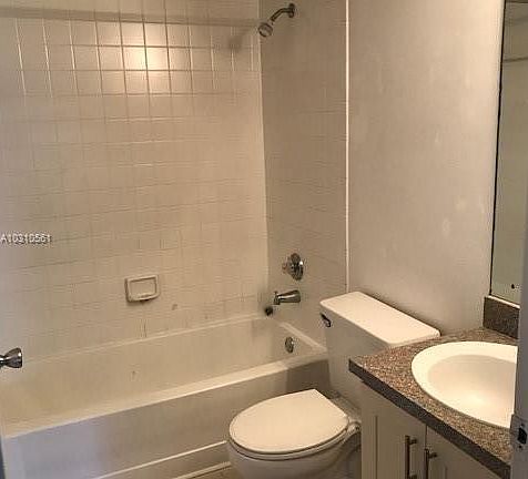 5th image of 9827 Nob Hill Ct